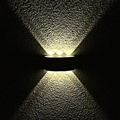 Lámpara LED Exterior Doble Cabezal Ultra Brillante Impermeable - Image 3