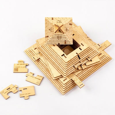 Caja de Madera Puzzle Pirámide - Desafío de Ingenio - Image 10