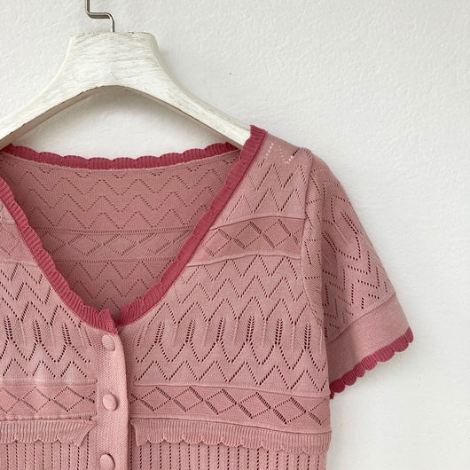 Blusa Corta Tejida con Detalles Calados y Jacquard - Image 10