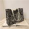 Bolso Coreano con Estampado Cebra para Mujer