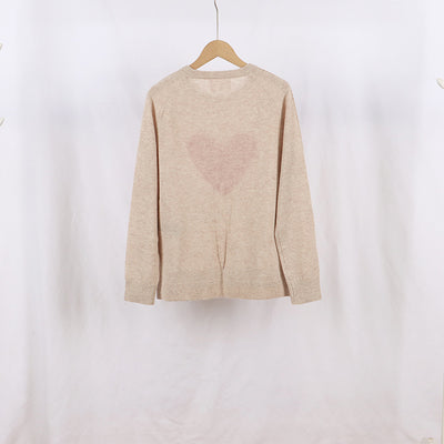 Suéter Francés Cuello Redondo con Patrón de Corazones y Mangas Largas - Image 11