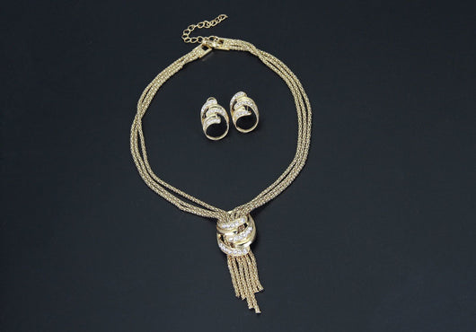 Conjunto de Joyas Elegantes: Collar, Pulsera, Aretes y Anillo - Image 6