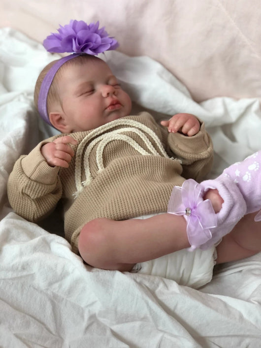 Muñeca Reborn Realista de 49cm con Detalles Auténticos - Image 7