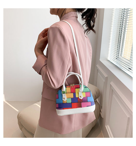 Bolso Shell con Costuras en Contraste - Diseño Moderno y Versátil - Image 11