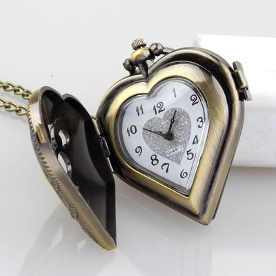 Reloj de Bolsillo Retro Corazón Hueco - Image 5
