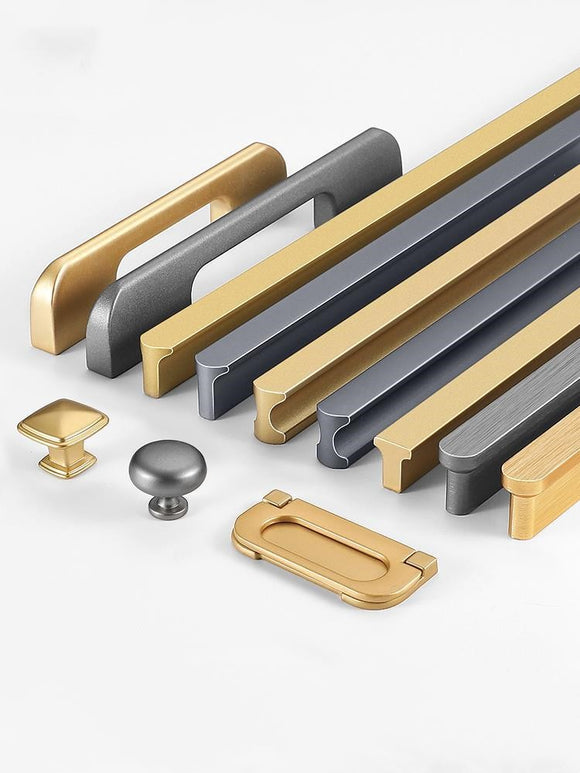 Tirador Alargado Dorado para Puertas y Cajones en Aluminio