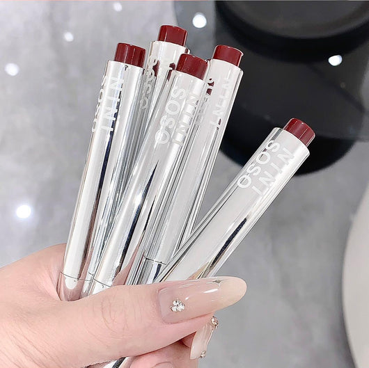 Labial Sólido Fijador de Color Puro - Image 15