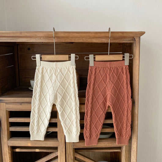 Pantalones Largos Tejidos con Patrón Rombo para Bebés Niños y Niñas - Image 25