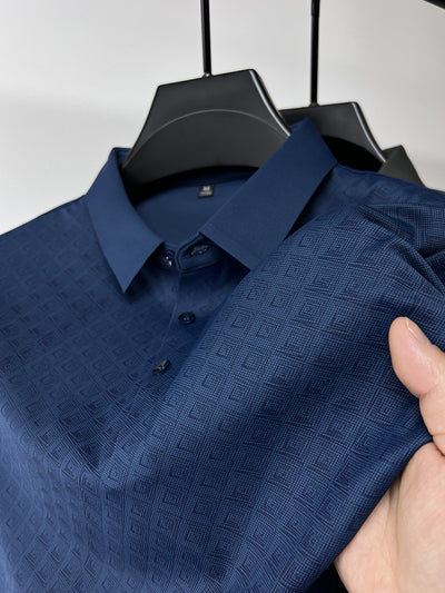 Polo Elegante de Seda de Hielo Manga Corta para Hombre - Diseño Cuadros Verano - Image 4