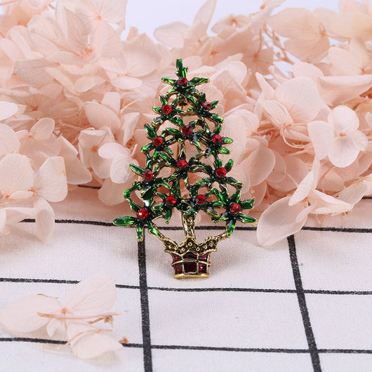Broche Navideño de Árbol Dorado con Gotitas de Cristal - Image 5