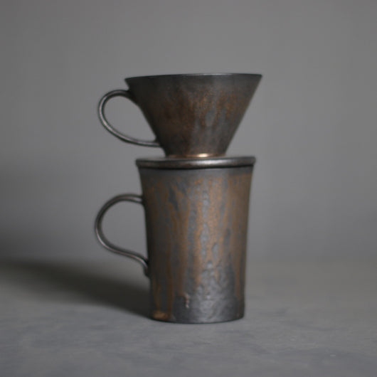 Juego de Cafetera Artesanal Dorada - Image 2