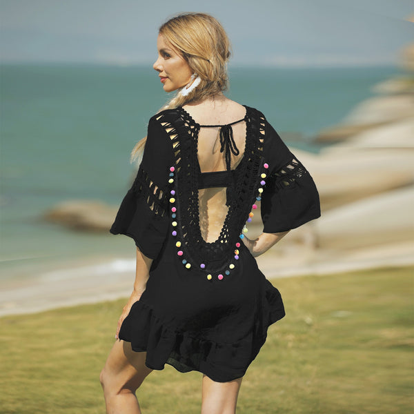 Pareo Playero Elegante con Espalda Descubierta y Detalles de Borlas
