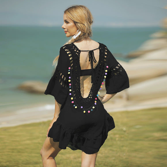 Pareo Playero Elegante con Espalda Descubierta y Detalles de Borlas
