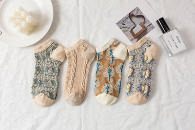 Calcetines de Malla Jacquard Ultrafinos para Mujer - Estilo Retro Ins - Image 8
