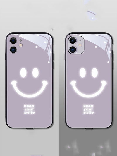 Funda para iPhone con Cara Sonriente y Flash LED Interactivo - Image 11