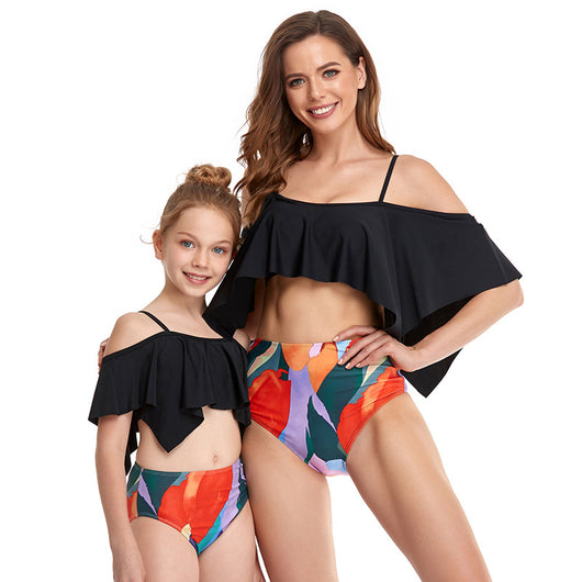 Traje de Baño Coordinado Mamá e Hija con Bikini Estampado Cintura Alta y Volantes - Image 3