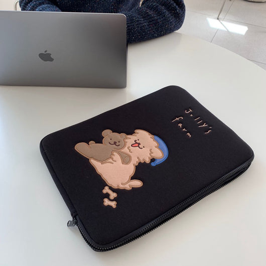 Funda para Laptop con Bordado Delicado - Protección Elegante - Image 2