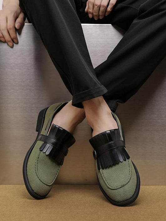 Mocasines Clásicos para Hombre con Detalles de Borla - Image 9