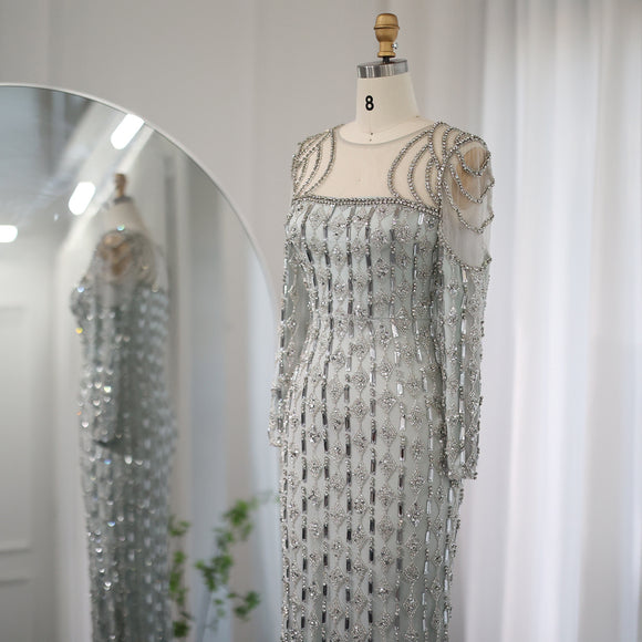 Vestido Largo Ajustado con Cola de Pez y Mangas Largas
