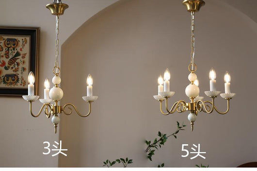 Lámpara Colgante Vintage Francesa Cristal Lechoso con Detalles en Cobre - Image 10