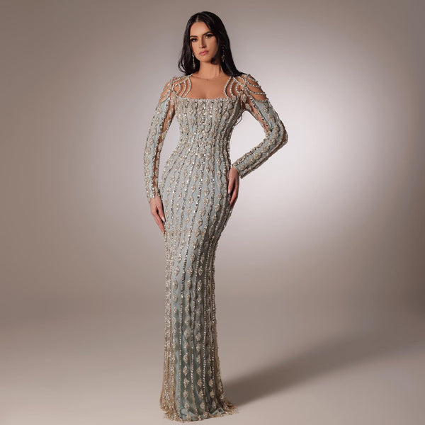 Vestido Largo Ajustado con Cola de Pez y Mangas Largas