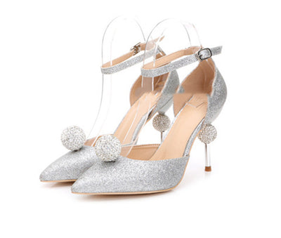 Tacones Plateados Altos con Cristales Puntiagudos - Image 18