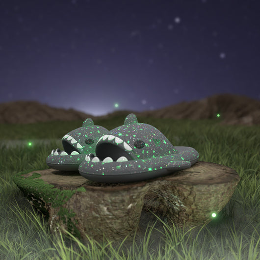 Pantuflas Tiburón con Luz Nocturna Diseño Noche Estrellada - Zapatillas de Casa para Parejas - Image 17