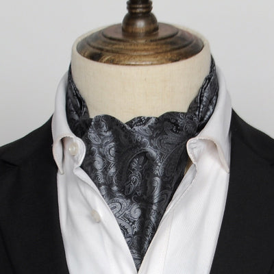 Camisa de Seda Estilo Vintage Británico con Pañuelo - Image 3