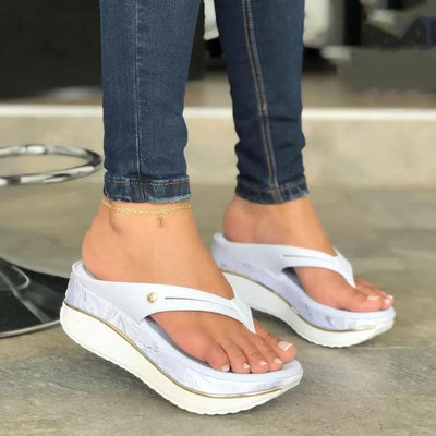 Chanclas Cómodas de Verano con Suela Gruesa - Estilo Europeo - Image 8