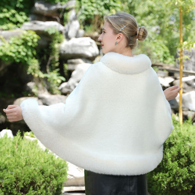 Capa Cardigan de Piel Blanca con Cuello de Peluche Estilo Inverness - Image 3