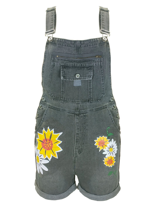 Shorts Bib con Tirantes Estampados y Detalles Bordados - Image 4