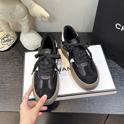 Tenis Vintage Casual para Mujer con Punta Redonda y Detalles Gastados - Image 8