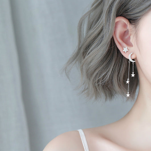 Aretes Asimétricos de Plata Esterlina con Luna, Estrella y Borla para Niña