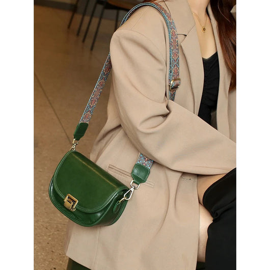 Bolso de Cuero Curtido al Vegetal para Mujer - Estilo Clásico y Duradero - Image 4