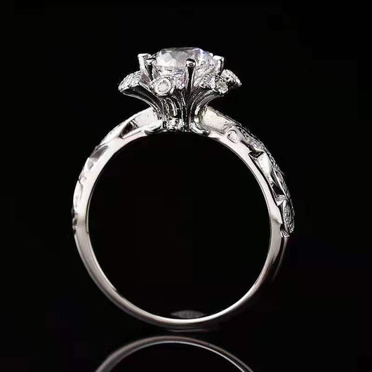 Anillo de Diamante Moissanita de Lujo con Incrustaciones Románticas - Primera Nieve - Image 10