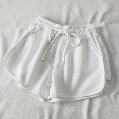 Shorts Deportivos de Pierna Ancha con Ajuste Versátil - Image 4