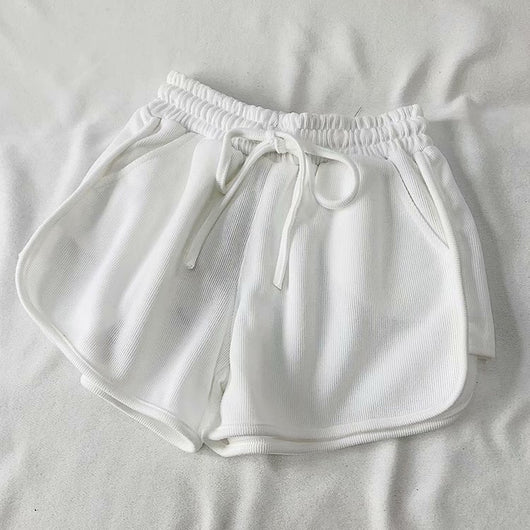 Shorts Deportivos de Pierna Ancha con Ajuste Versátil - Image 4