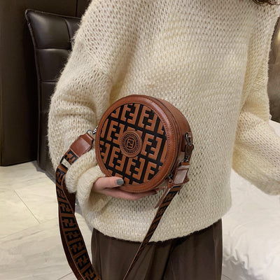 Bolsa Redonda Crossbody Compacta - Image 6