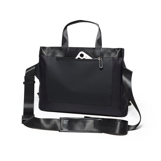 Bolsa Crossbody Impermeable para Ciclismo y Viajes - Compacta y Resistente - Image 4