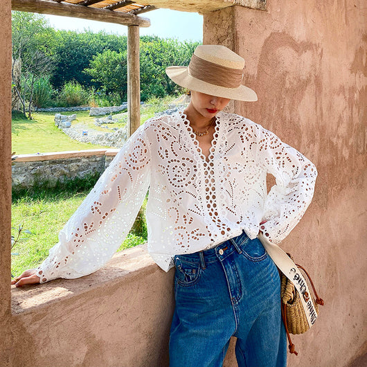 Blusa Blanca de Algodón con Bordado Diseño Elegante Manga Larga para Mujer - Image 4