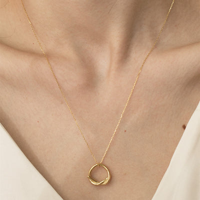 Cadena Dorada de Clavícula Elegante - Diseño Versátil de Lujo