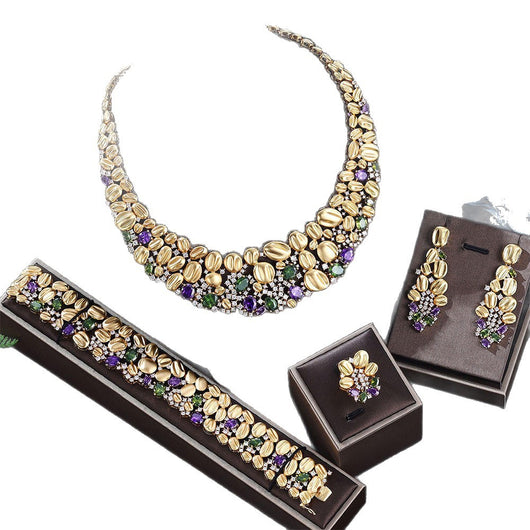 Conjunto de Collar y Aretes para Boda, Elegante y Sofisticado - Image 5