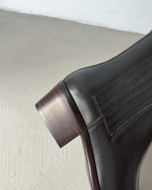 Botas Tobilleras Estilo Francés en Cuero Genuino con Punta Cuadrada y Tacón Robusto - Image 22