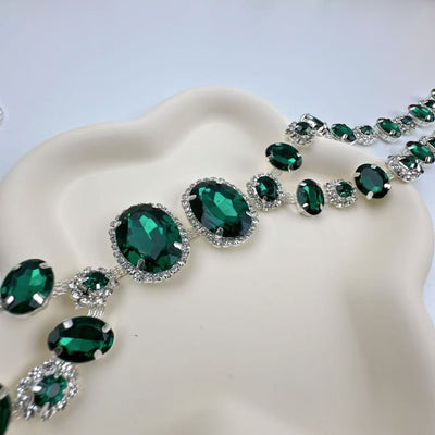 Cadena de Pecho Hip-hop Verde Diamante - Estilo Urbano Moderno - Image 3