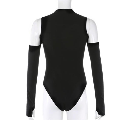 Conjunto Elegante Escotado sin Tirantes con Manga Larga Ajustada - Image 5