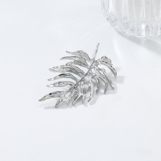 Aretes de Hojas Minimalistas Diseño Avanzado Estilo Frío - Image 9