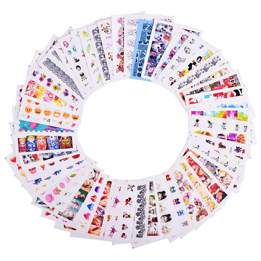 Set de Stickers para Uñas con Flores de Encaje Blanco y Negro - Image 22