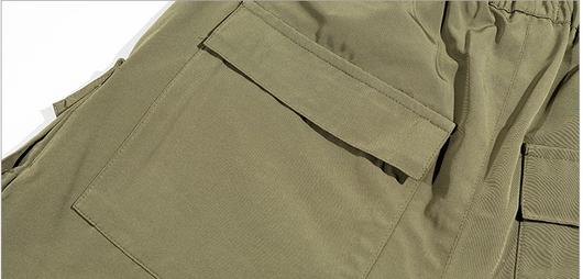 Shorts Cropped con Múltiples Bolsillos - Image 13