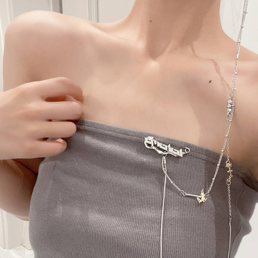 Broche Minimalista de Personalidad Fría - Accesorio Versátil para Looks Modernos