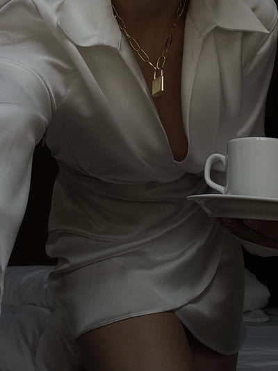 Vestido Blanco de Manga Larga Diseño Francés para Mujer - Image 5